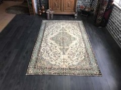 Large Vintage Rug, 5.8×9 ft Hand Knotted Area Rugs, Wool Carpet, Rug For Bedroom