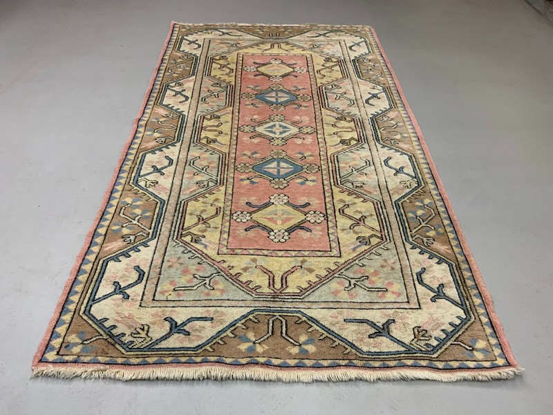 Old Turkish Milas Rug 212x122 cm old vintage carpet Ushak Region Pink Beige Blue gallery