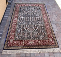 Karastan style 705 Navy Panel Kirman 5’ 9” x 9’ Beautiful Condition