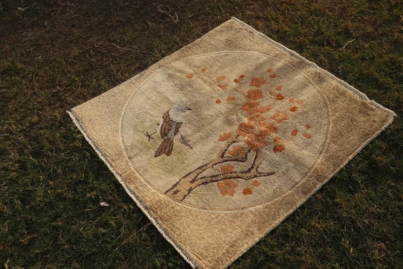 OLLECTORS PIECE Vintage Natural Pure 100% Silk Pictorial for Kids Room Rug gallery