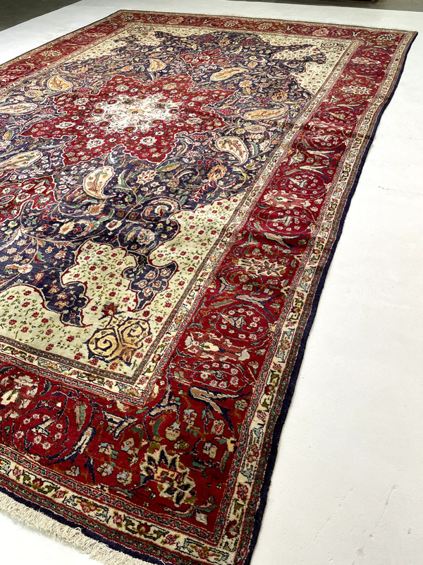 Antique Oriental Hand-Knotted Wool Area Rug Red/Ivory/Blue/Green 11'8" x 17'7" gallery
