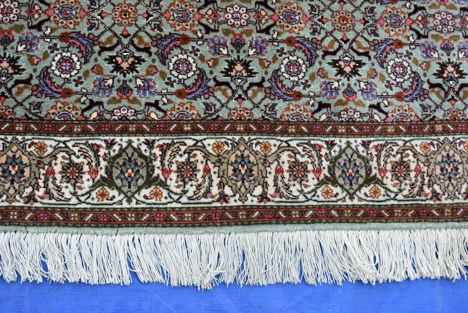 Handmade Oriental Rug Fine Wool and Silk Rug 3.4x4.10 Green Color #TBZG gallery