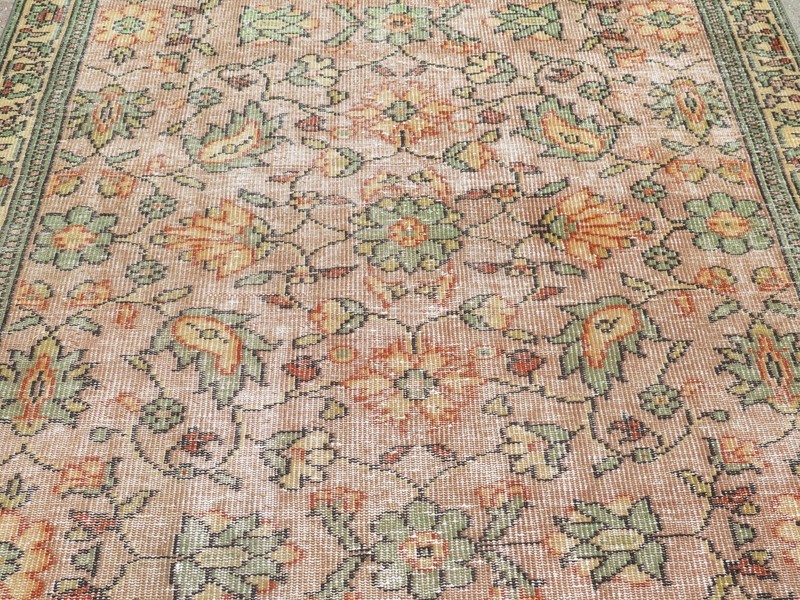 Gorgeous Floral Blush Pink Vintage Turkish Rug, Handwoven Wool Carpet 69"x105" gallery