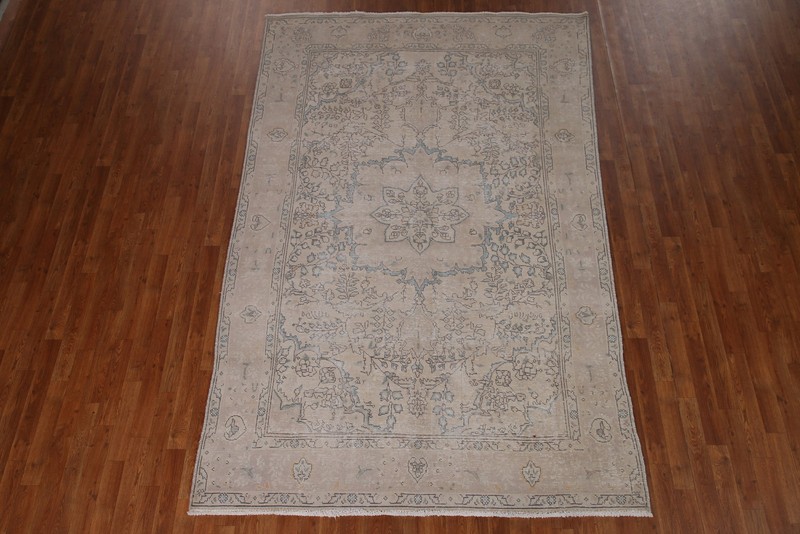 Distressed Muted Area Rug 6x9 Ft Hand-Knotted Beige Wool Carpet Medallion Rug gallery