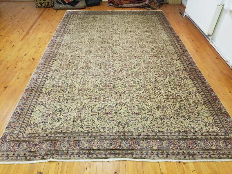Masterpiece 1930-1940s Antique Wool Pile Muted Dye Hereke Bunyan Rug 8’x 12’8” gallery