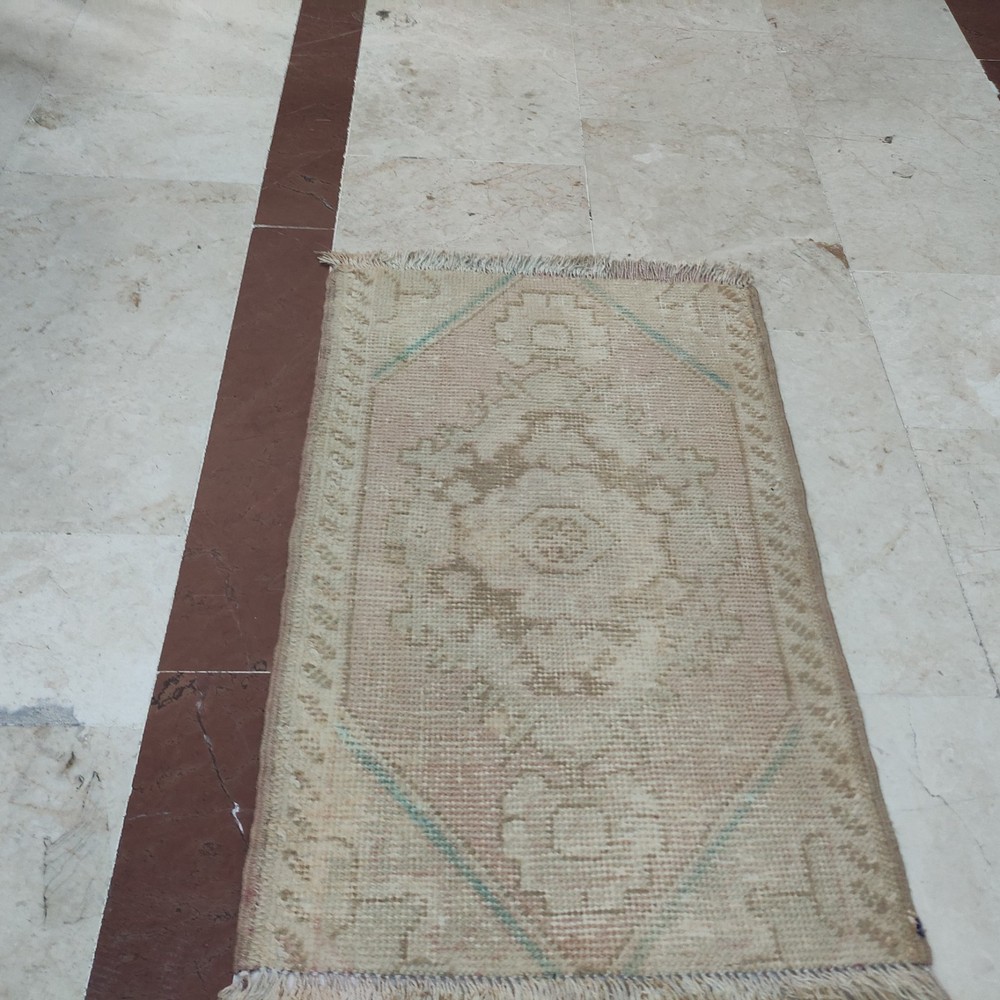 Pastel Turkish Vintage Small Rug 48 x 76 cm Handmade Bath Mat 1.57 x 2.49 ft