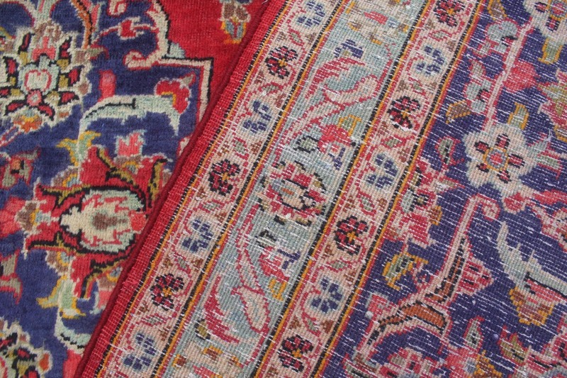 Fine 9'11" x 15'1" Hand-Knotted Wool Area Rug - Traditional Medallion gallery