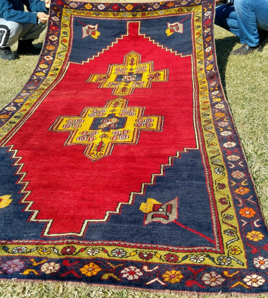 Authentic 1900-1930s Antique Lambs Wool Pile Tribal Rug 4'6''x9'7''