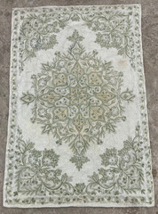 Vintage Handmade Kashmiri Medallion Wool Chain Stitch Rug 84×59 cm