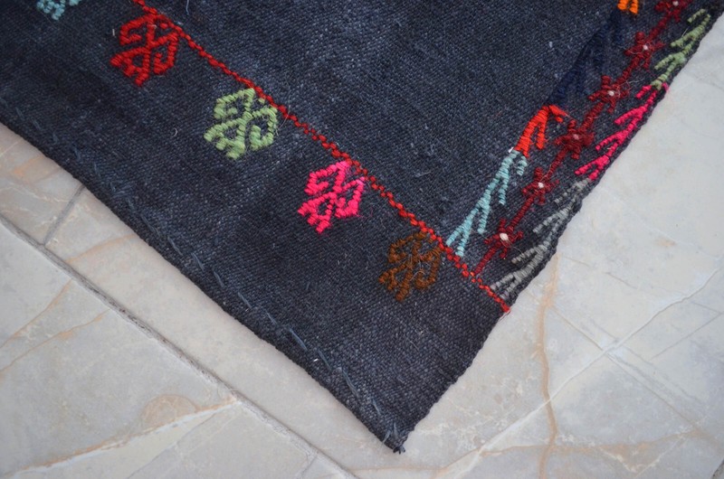 4x4 ft Rug.Turkish Kilim Rug - Hand Woven Cotton Kilim Rug Jajim Sofreh 45"x49" gallery