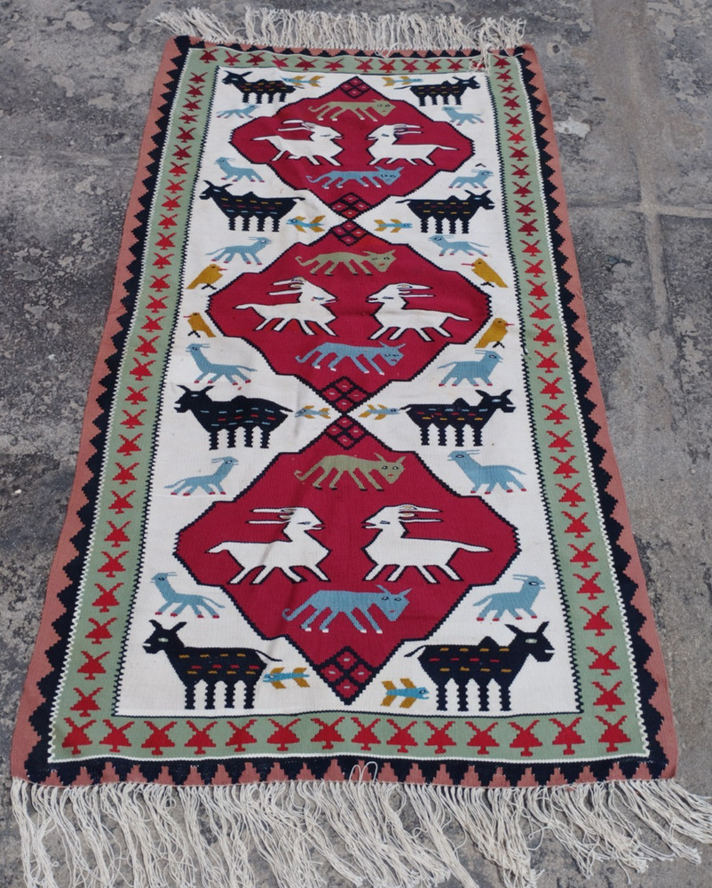 Vintage Handmade Beautiful Turkish Pictorial Wool Kilim Rug 160x92 cm
