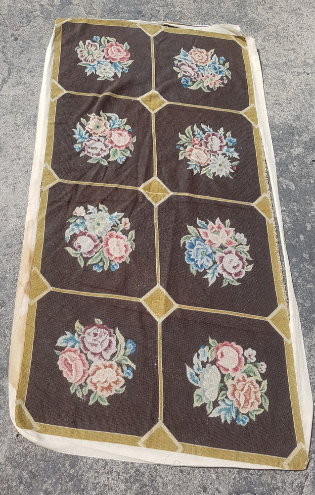 Vintage Handmade French Floral Needlepoint Rug Wool 161x82 cm