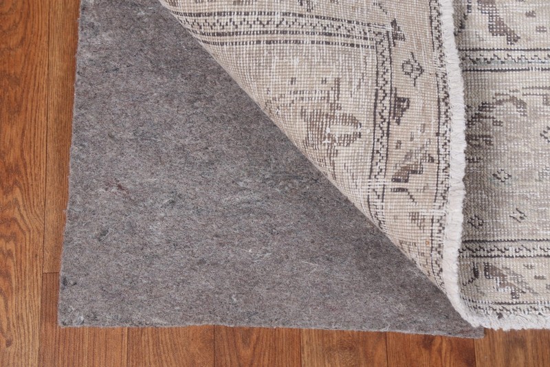 Distressed Floral Area Rug 6x10 Ft Handmade Wool Carpet Beige / Gray Medallion gallery