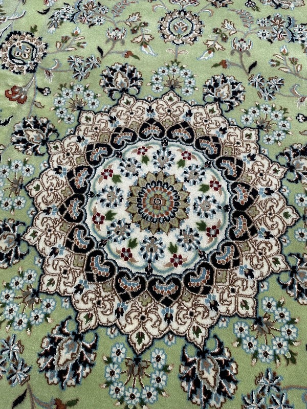 New Fine Quality Pear Green Oriental Rug Handmade in India, Silk & Wool, 9'x12' gallery