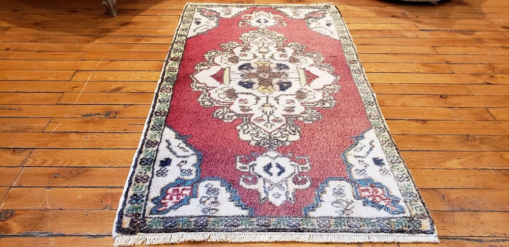 Beautiful Vintage 1940-1950's Wool Pile, Henna Dye,Tribal Rug 1’8”x 3’2”
