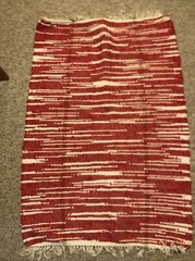 VTG HAND LOOMED COTTON RAG FLOOR RUG RED FARMHOUSE 1970s USA 31 X 44″