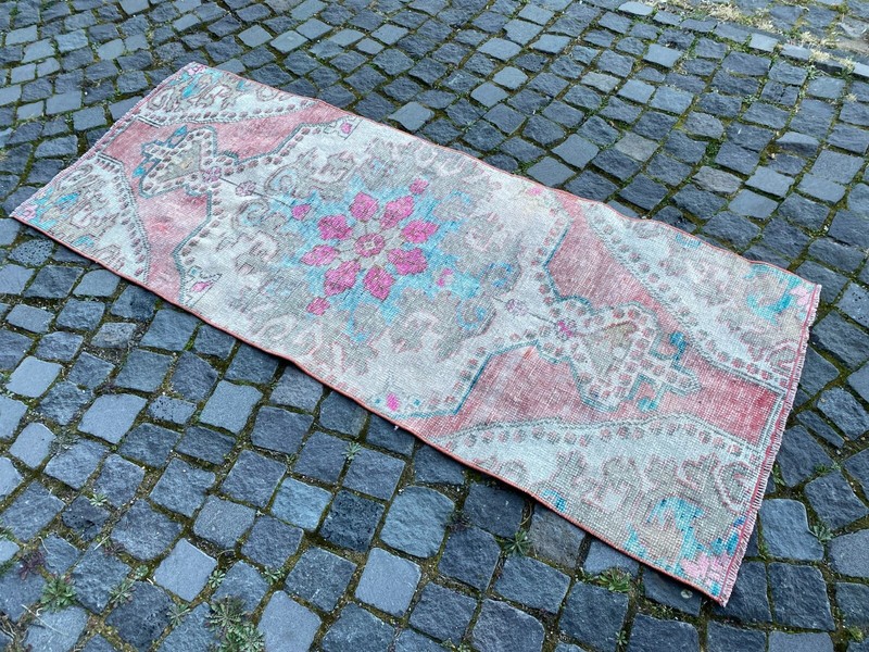 Bohemian rugs, Runner rug, Handmade, Turkish rug, Vintage, Wool 2,5 x 6,4 ft gallery