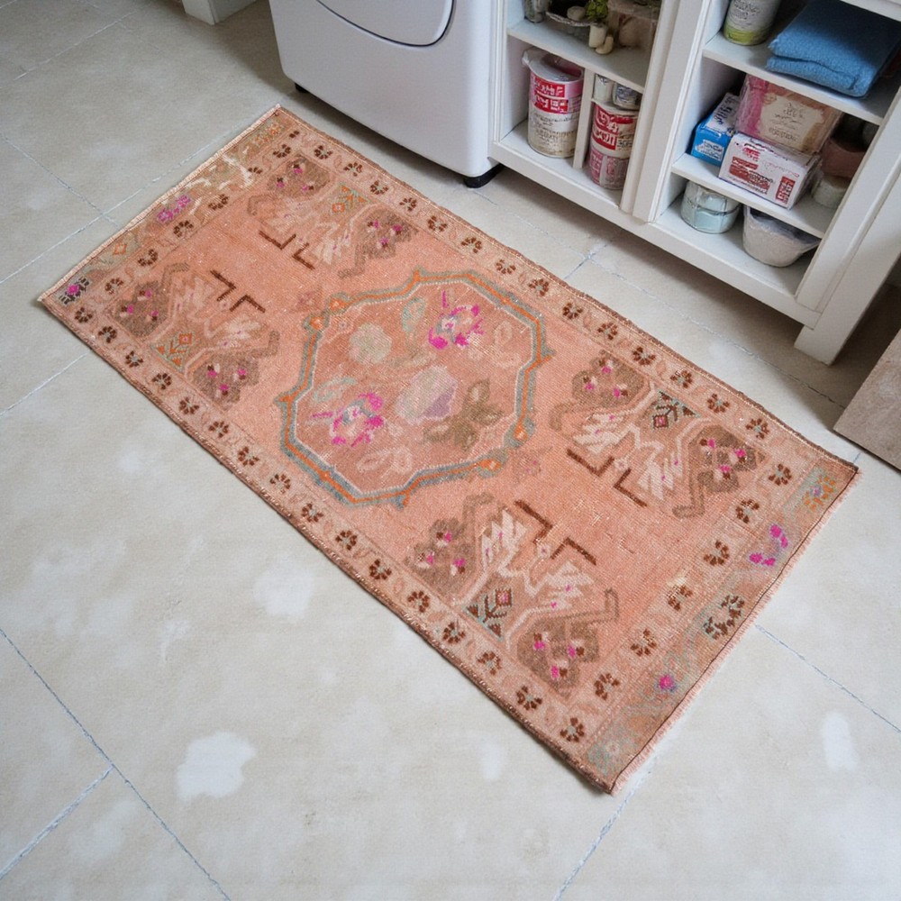 Vintage Hand-Knotted Turkish Rug Small Oushak Rug Door Mat Wool 1' 10" x 3' 10"
