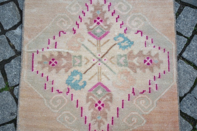 Turkish Rug 25'' x 28'' Anatolian Hand Knotted Oushak Rug Muted Dye Small Rug gallery