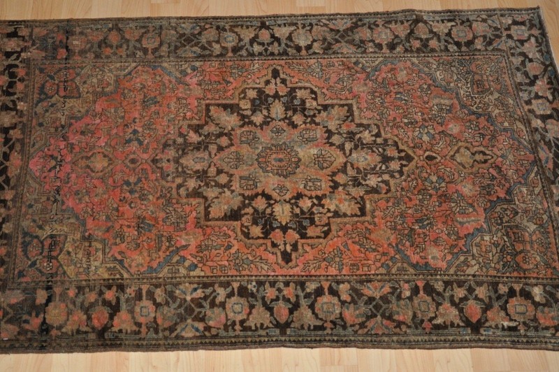 Antique SERAB Rug. One of Kind Aprx. 5' x 3' HERIZ Serapi Design early 1900 gallery