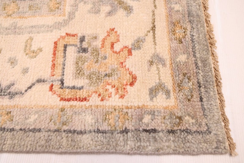 Vintage 7'10" x 9'10" Traditional Hand Knotted Vegetable Dye Wool Area Rug gallery