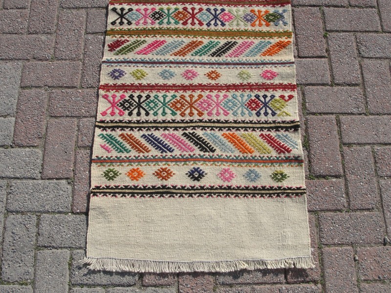 2x8 Turkish Kilim Rug Runner– Handmade Embroided Rugs for Living Room gallery