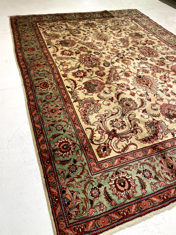 Antique Oriental Hand-Knotted Wool Area Rug Ivory/Green/Red 9'7" x 12'8" gallery