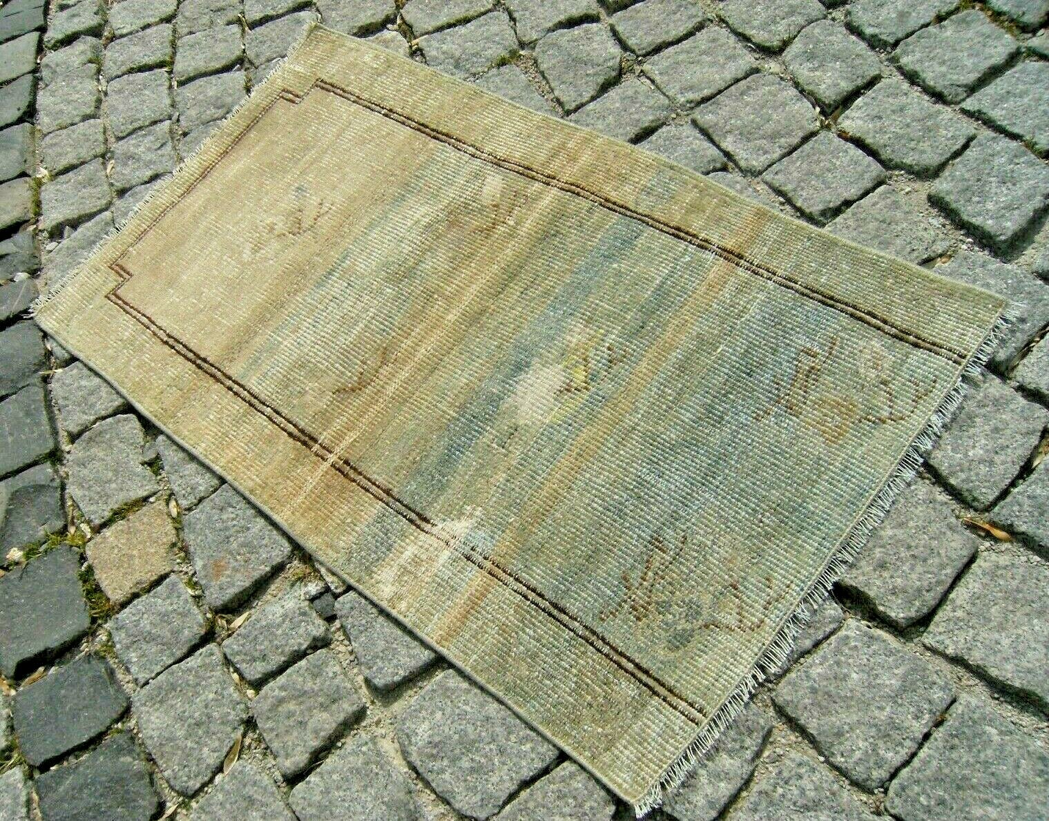 Vintage Turkish Rug 20'' x 35'' Muted Dye Oushak Rug Hand-knotted Wool Rug gallery