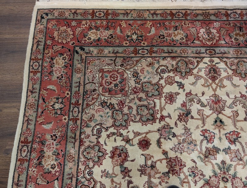 Pak Per'sian Rug 6x9, Floral Medallion, Wool & Silk gallery