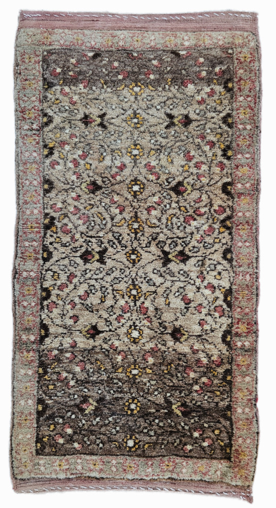 Antique Rug, hand-woven rug, Antique decor, rare finds, old rug, Authentic rug