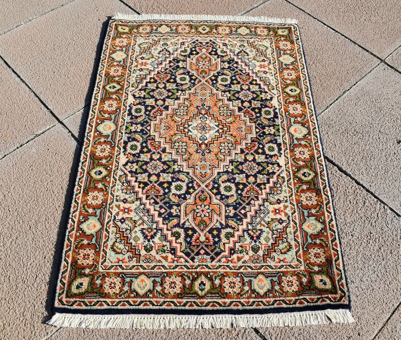 Caucasian Rug 22'' x 33'' Soft Color Rug Hand-knotted Fine Quality Wool Pile Rug gallery