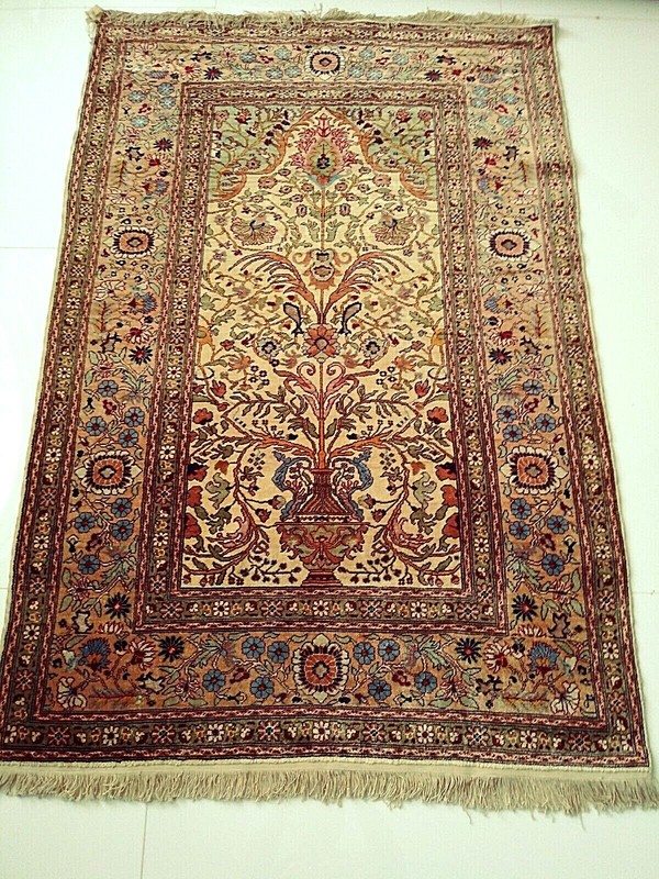 SUPER FINE GENUINE ALL SILK TURKISH PRAYER RUG WITH GOLD THREAD gallery