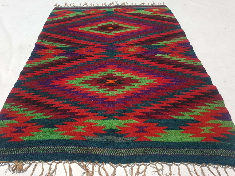 Fine Vintage Traditional Hand Made Oriental Wool Red Kilim Rug 164x113cm