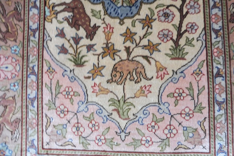 Hereke Silk Carpet, Noble Oriental Carpet, 82Cm X 51Cm High Quality And Like New gallery