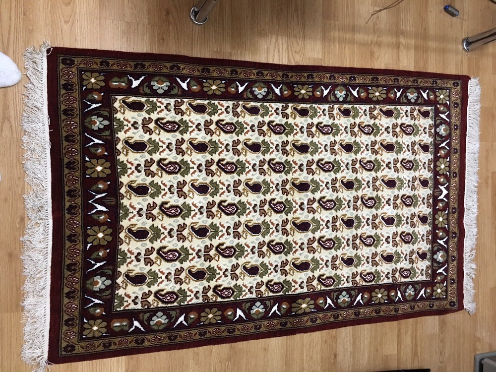 100% Hand Made Wool Rug With A Touch Of Silk