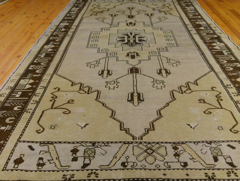 Rare Antique Ca1900-1939s Ivory-Gold Colors Wool Pile Rug 4’7”x 8’7” gallery