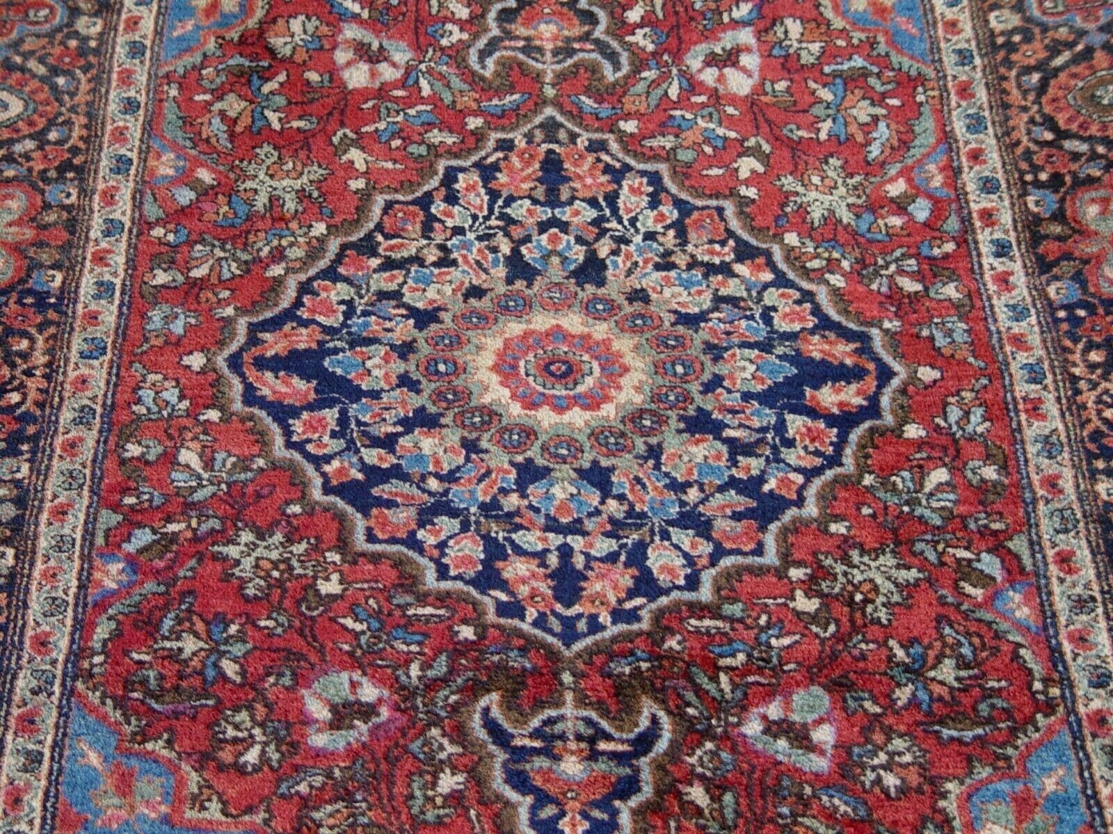 EXCELLENT ANTIQUE SAROUKK FLORAL RED HAND-KNOTTED WOOL ORIENTAL RUG 3'4" x 5' gallery