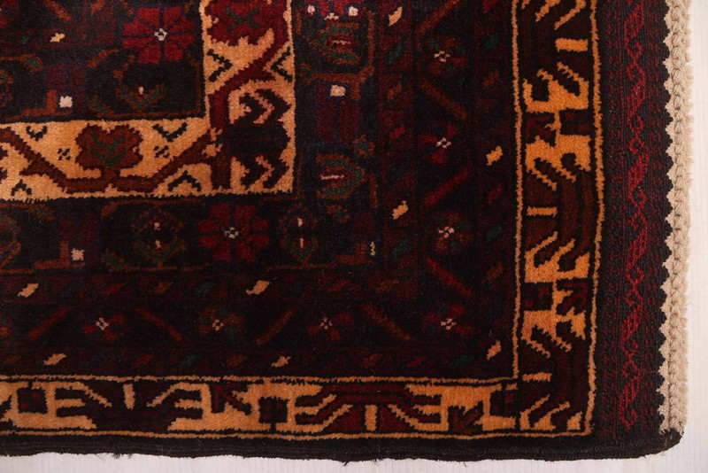 Vintage 4'6" x 6'9" Traditional Hand Knotted Vegetable Dye Wool Area Rug gallery