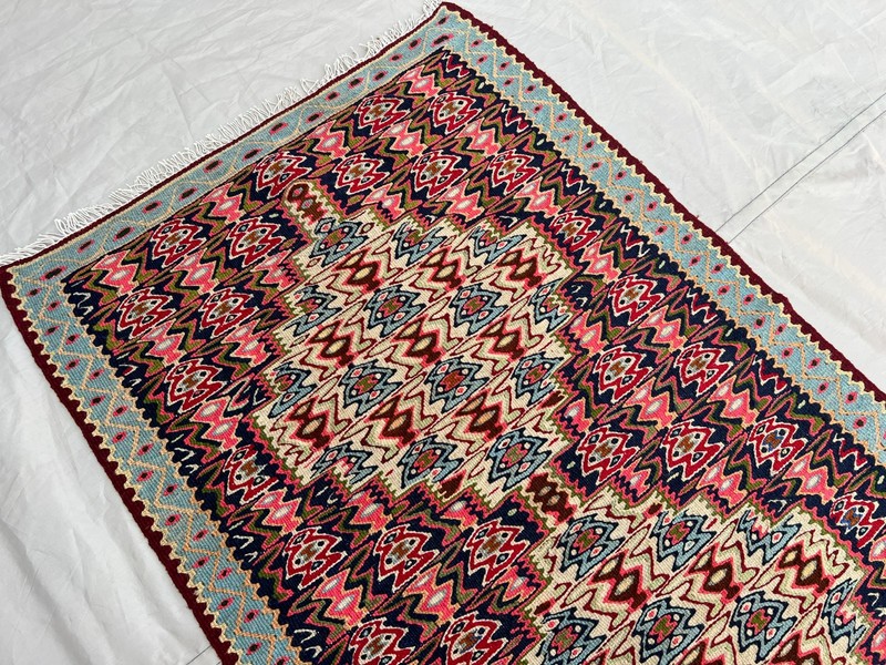 67 x 234 cm Stunning Vintage Super Fine Quality Senneh Knots Five Medallion Rug gallery