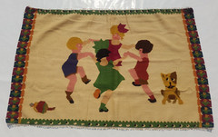 Vintage Traditional Handcrafted Pictorial Kilim Rug for Home Décor 141×92 cm