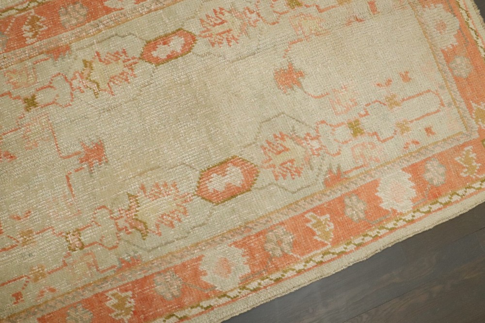 Antique Turkish Oushak Ushak Rug Size 3'x5'