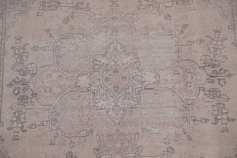 Distressed Muted Area Rug 7x10 Ft Hand-Knotted Beige Distressed Wool Carpet gallery