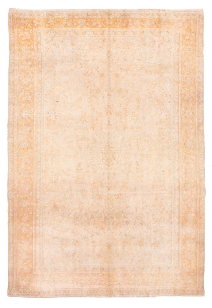 Vintage Hand-Knotted Area Rug 6'5" x 10'0" Traditional Oriental Wool Carpet