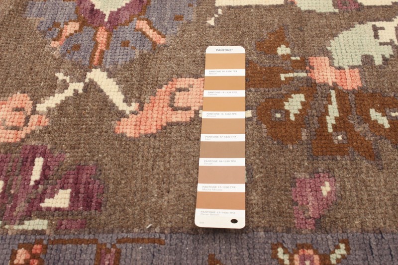 Vintage Hand-Knotted Area Rug 5'8" x 10'4" Traditional Oriental Wool Carpet gallery
