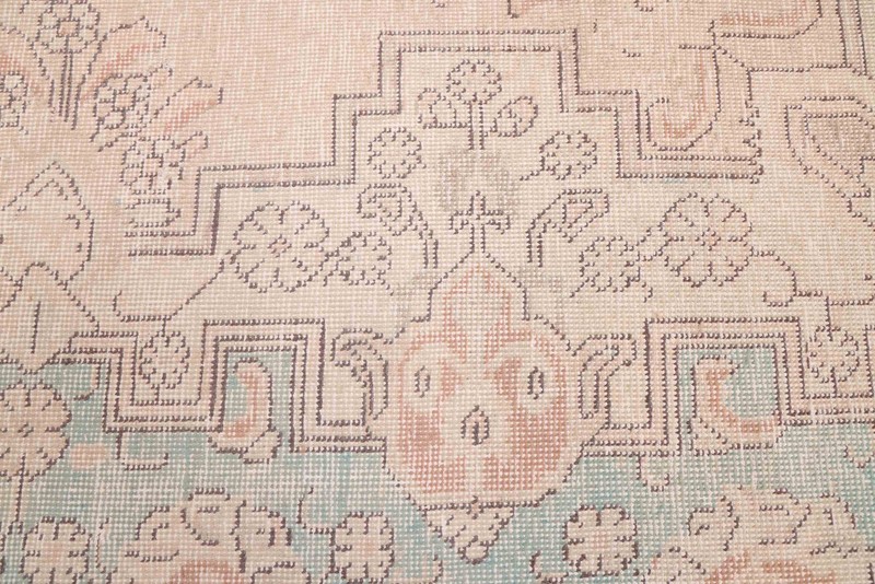 Vintage 9'8" x 12'6" Traditional Hand Knotted Vegetable Dye Wool Area Rug gallery
