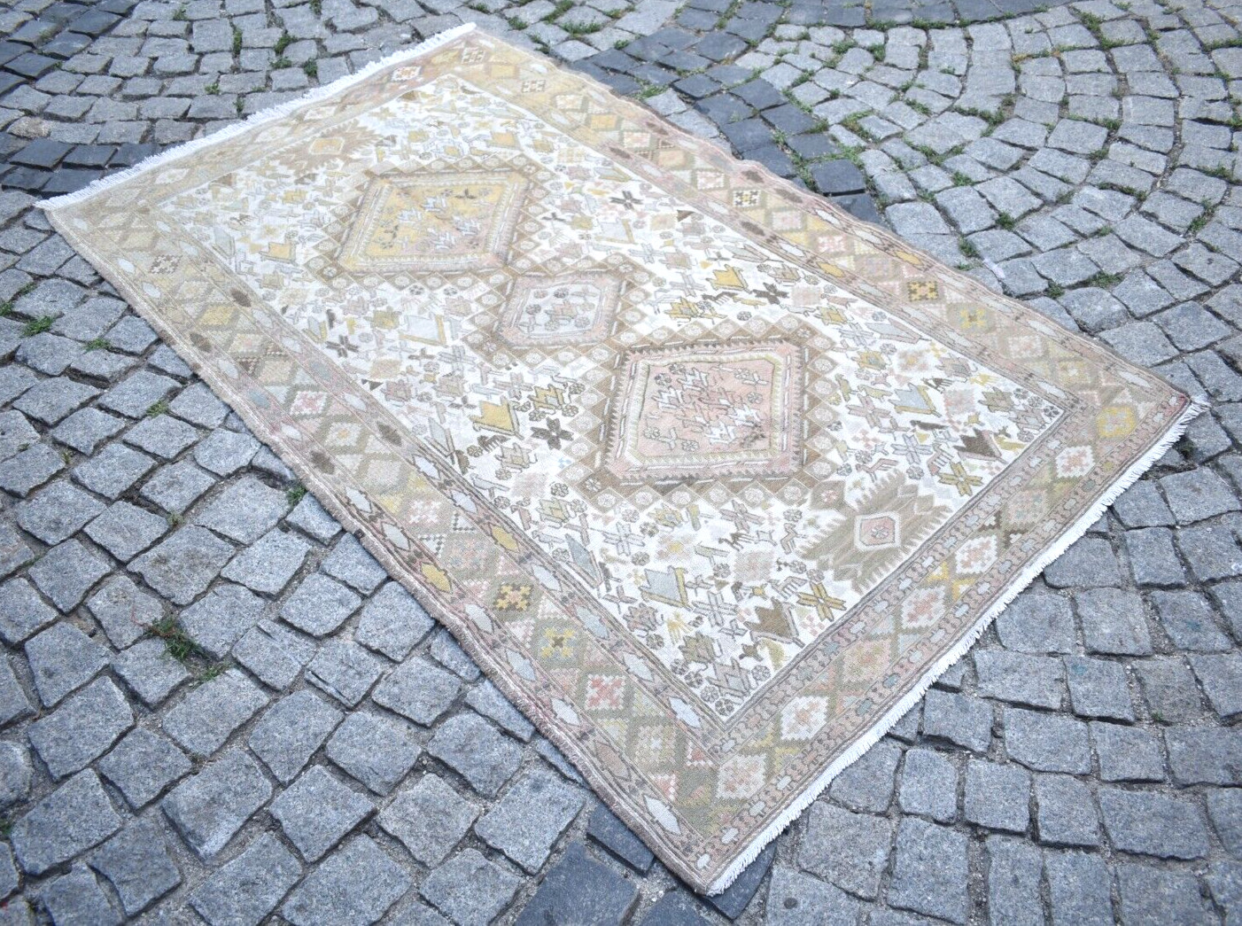 Caucasian Soumac Rug 3'9'' x 6'2'' ft Vintage Animal Figure Soumak Area Wall Rug gallery