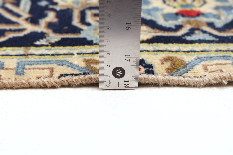 Vintage Hand-Knotted Area Rug 6'8" x 10'6" Traditional Oriental Wool Carpet gallery