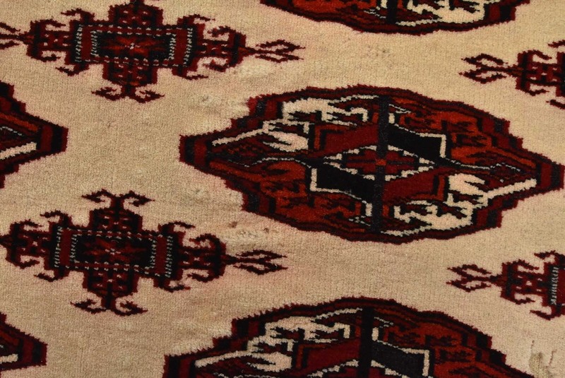 Vintage Tribal Oriental 4’4” x 4’8” Ivory Wool Traditional Hand-Knotted Area Rug gallery