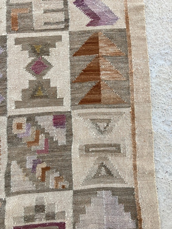 Vintage Handmade Traditional Turkish Anatolian Wool Kilim Area Rug 144x113 cm gallery