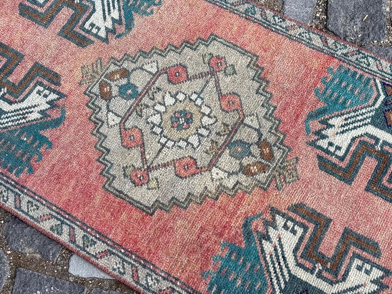 Vintage Turkish Wool Rug Handknotted Bohemian Doormat (1,6 x 2,7 ft) gallery